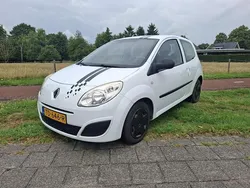 Wit Gebruikt 2008 Renault Twingo Authentique Hatchback | € 1.950 (Eerlijke prijs)