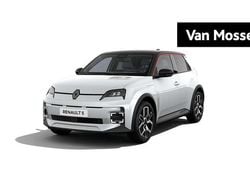 Wit Nieuw 2025 Renault 5 E-Tech Komfort Hatchback | € 34.640