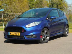 Blauw Gebruikt 2015 Ford Fiesta ST Hatchback | € 13.750 (Eerlijke prijs)