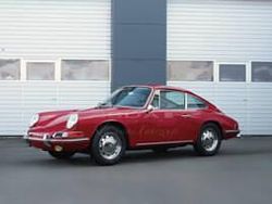 Roodmaroon b Gebruikt 1966 Porsche 911 Coupé | € 146.000