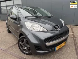 Grijs Gebruikt 2011 Peugeot 107 Hatchback | € 3.699 (Eerlijke prijs)