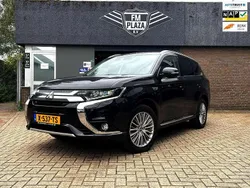 Zwart Gebruikt 2019 Mitsubishi Outlander P-HEV Edition SUV | € 19.940 (Goede deal)