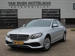 Grijs Gebruikt 2017 Mercedes E200 Ambition Sedan | € 18.950 (Goede deal)