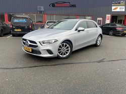 Grijs Gebruikt 2020 Mercedes A180 Premium Plus Hatchback | € 27.999