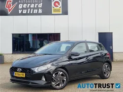 Zwart Gebruikt 2022 Hyundai i20 Comfort Hatchback | € 14.480 (Eerlijke prijs)