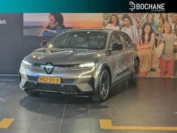 Grijs, metallic lak Gebruikt 2025 Renault Mégane Evolution Hatchback | € 34.900