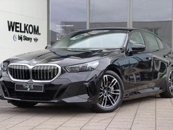 Zwart Nieuw 2025 BMW i5 M Sport Sedan | € 73.614