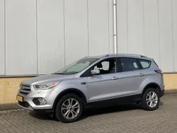 Grijs Gebruikt 2017 Ford Kuga Titanium SUV | € 18.445 (Duur)