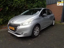 Grijs Gebruikt 2013 Peugeot 208 Envy Hatchback | € 4.955 (Goede deal)