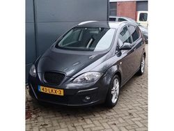 Grijs Gebruikt 2010 Seat Altea XL Style MPV | € 4.795 (Goede deal)