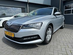 Grijs Gebruikt 2021 Skoda Superb Business Line Stationwagen | € 23.850 (Goede deal)