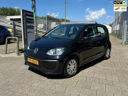 Zwart Gebruikt 2017 VW up! Beats Hatchback | € 4.749 (Super prijs)