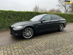 Zwart Gebruikt 2012 BMW 530 Comfort Edition Sedan | € 13.900 (Eerlijke prijs)
