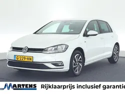 Wit Gebruikt 2018 VW Golf VII Join Hatchback | € 16.949 (Eerlijke prijs)