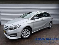 Grijs Gebruikt 2016 Mercedes B180 Prestige MPV | € 15.985 (Goede deal)