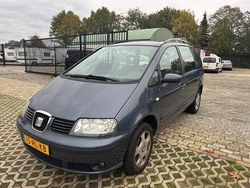 Grijs Gebruikt 2005 Seat Alhambra Reference MPV | € 1.250 (Iets duurder)