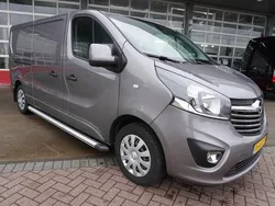 Grijs Gebruikt 2018 Opel Vivaro Sport Van | € 17.950