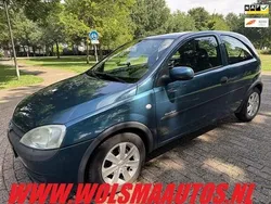 Groen Gebruikt 2001 Opel Corsa Comfort Hatchback | € 999 (Goede deal)