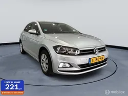 Grijs Gebruikt 2021 VW Polo Comfortline Hatchback | € 13.250 (Goede deal)