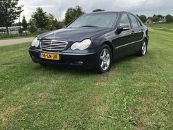 Blauw Gebruikt 2001 Mercedes C240 Elegance Sedan | € 3.995 (Eerlijke prijs)