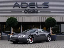 Grijs, metallic lak Gebruikt 2008 Aston Martin V8 Vantage Coupé | € 53.995 (Duur)