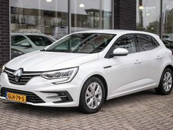 Wit Gebruikt 2021 Renault Mégane Zen Hatchback | € 17.900 (Super prijs)