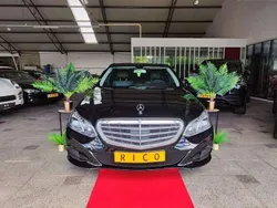 Zwart Gebruikt 2014 Mercedes E220 Sedan | € 5.950