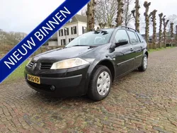 Zwart Gebruikt 2006 Renault Mégane GrandTour Dynamique Stationwagen | € 2.250 (Eerlijke prijs)