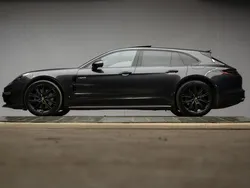 Grijs, metallic lak Gebruikt 2017 Porsche Panamera S E-Hybrid Sport Turismo Sedan | € 61.945 (Eerlijke prijs)
