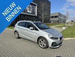 Grijs Gebruikt 2019 BMW 218 Executive Stationwagen | € 19.990 (Goede deal)
