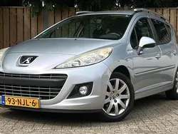 Grijs, metallic lak Gebruikt 2010 Peugeot 207 Sportium Stationwagen | € 1.549 (Eerlijke prijs)