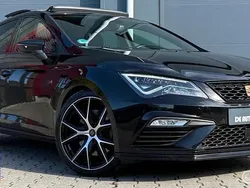Zwart Gebruikt 2019 Cupra Leon Hatchback | € 26.950 (Eerlijke prijs)