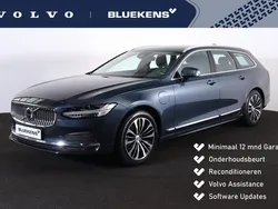 Blauw Gebruikt 2022 Volvo V90 Core Stationwagen | € 42.900 (Goede deal)