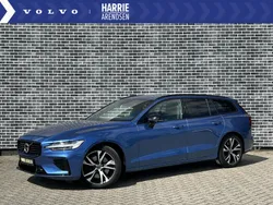 Blauw Gebruikt 2021 Volvo V60 R-Design Stationwagen | € 39.694 (Eerlijke prijs)