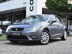 Grijs, metallic lak Gebruikt 2013 Seat Leon Style Hatchback | € 5.450 (Eerlijke prijs)