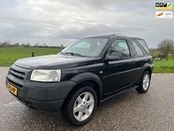 Zwart (metallic) Gebruikt 2003 Land Rover Freelander S SUV | € 2.690 (Goede deal)