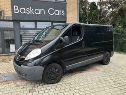 Zwart Gebruikt 2010 Opel Vivaro Elegance Van | € 5.250 (Duur)