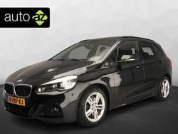 Zwart Gebruikt 2016 BMW 220 M Sport Stationwagen | € 13.900 (Eerlijke prijs)