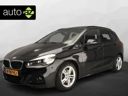 Zwart Gebruikt 2016 BMW 220 M Sport Stationwagen | € 15.900 (Eerlijke prijs)