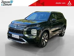 Zwart Nieuw 2025 Mitsubishi Outlander Instyle SUV | € 62.745 (Eerlijke prijs)