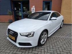 Wit Gebruikt 2015 Audi A5 S-Line Coupé | € 19.945 (Duur)