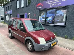 Rood Gebruikt 2004 Ford Tourneo Connect Futura MPV | € 2.950