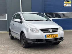 Grijs Gebruikt 2005 VW Fox Trendline Hatchback | € 999 (Eerlijke prijs)