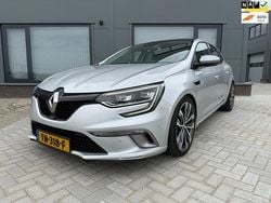 Grijs Gebruikt 2018 Renault Mégane GT GT Coupé | € 15.450 (Iets duurder)