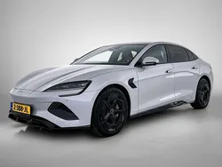 Grijs Gebruikt 2024 BYD Seal Design Sedan | € 38.750 (Goede deal)