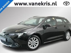 Zwart Gebruikt 2025 Toyota Corolla Stationwagen | € 32.499 (Eerlijke prijs)