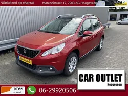 Rood, metallic lak Gebruikt 2017 Peugeot 2008 SUV | € 6.950 (Super prijs)