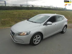 Grijs Gebruikt 2014 Volvo V40 Business Edition Stationwagen | € 5.450 (Goede deal)