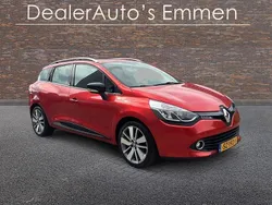 Rood Gebruikt 2014 Renault Clio GrandTour Dynamique Stationwagen | € 4.444 (Goede deal)