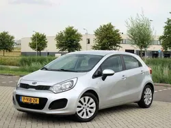 Grijs Gebruikt 2012 Kia Rio Comfort Hatchback | € 6.750 (Eerlijke prijs)